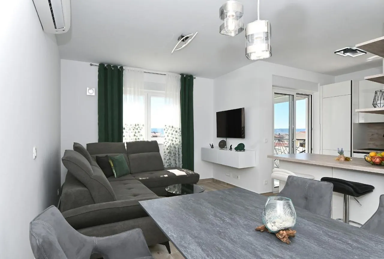Luxury Apartment White Crystal Kastela