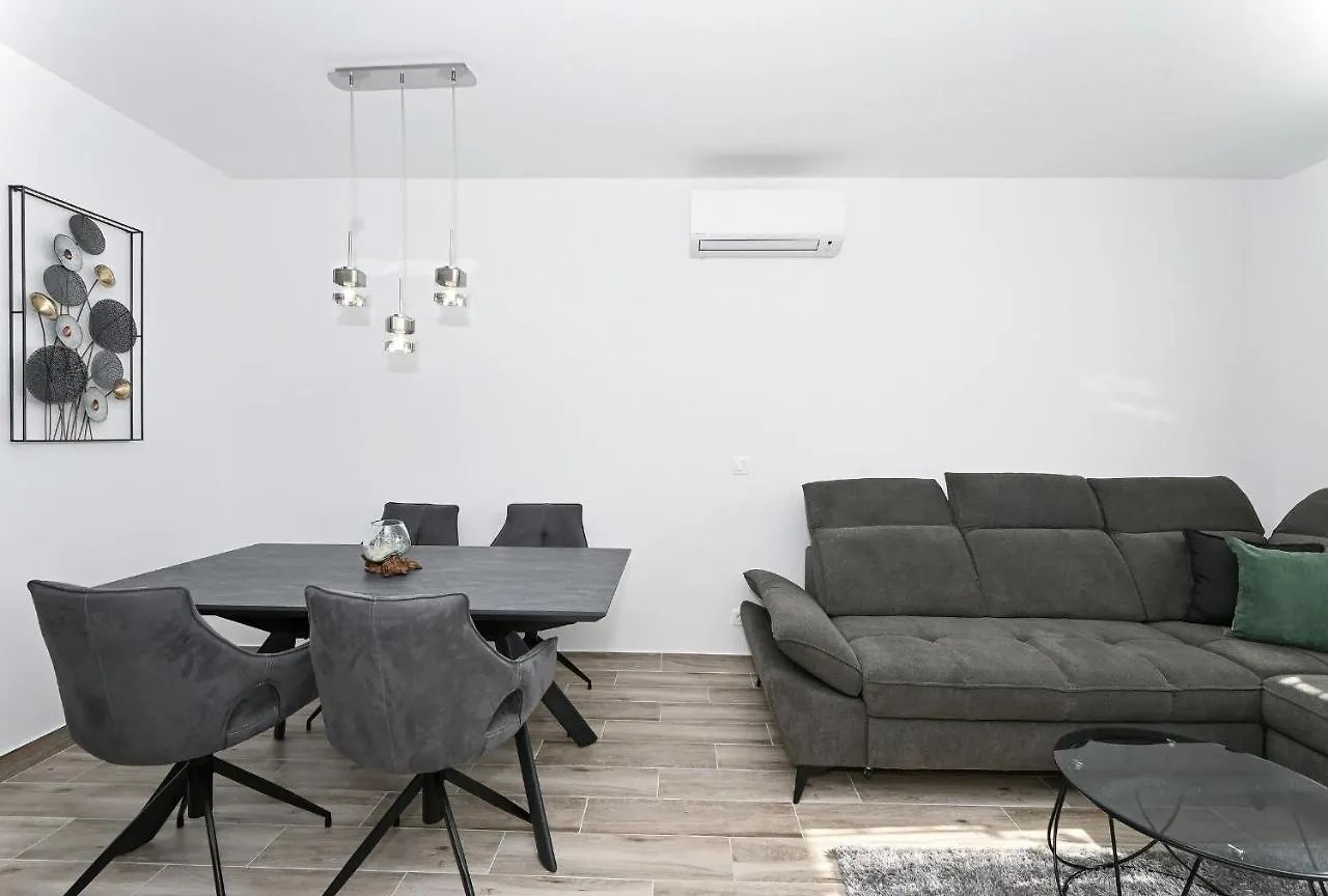 Luxury Apartment White Crystal Kastela Croatia